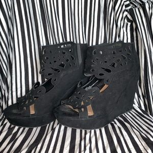 Torrid Wedges